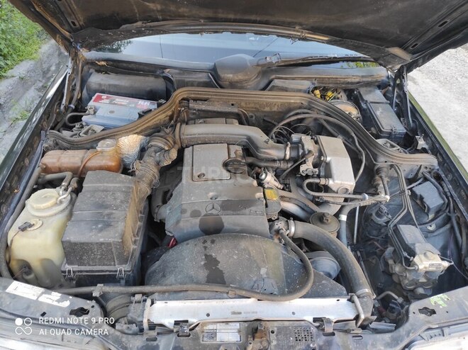 Mercedes E 220 1994, 350,000 km - 2.2 л - Gəncə