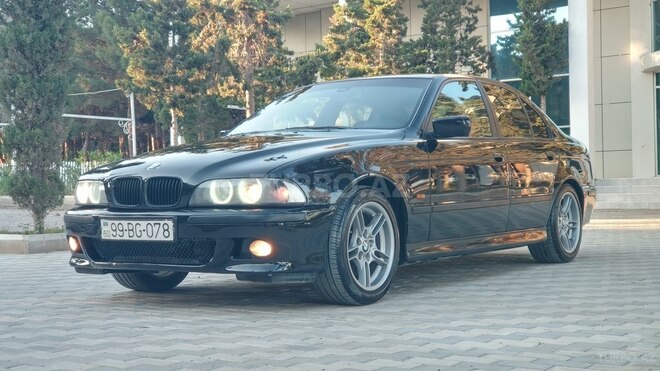 BMW 523