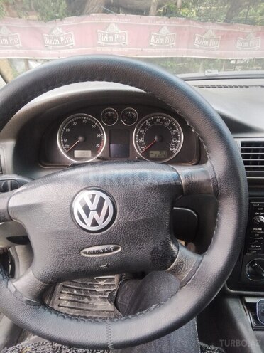 Volkswagen Passat 2004, 213,000 km - 1.8 l - Sumqayıt
