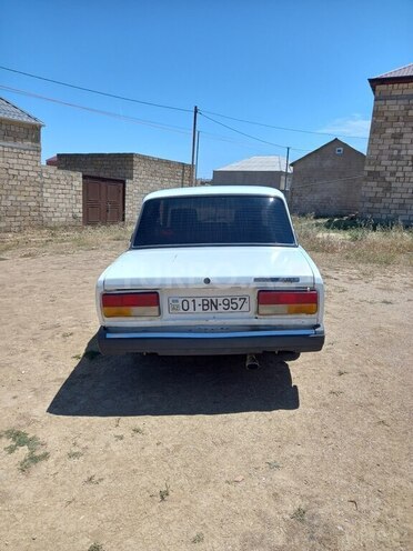 LADA (VAZ) 2107