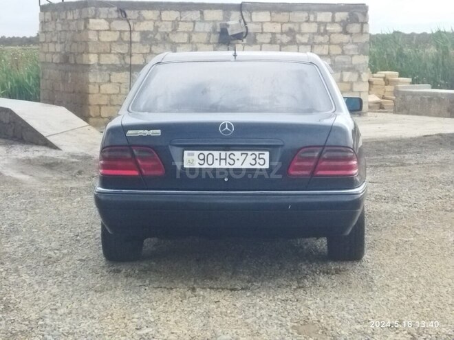 Mercedes E 240 1999, 500,142 km - 2.4 l - Biləsuvar
