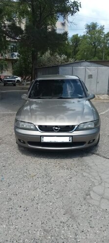 Opel Vectra 1997, 368,000 km - 1.6 l - Sumqayıt