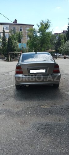 Opel Vectra 1997, 368,000 km - 1.6 l - Sumqayıt