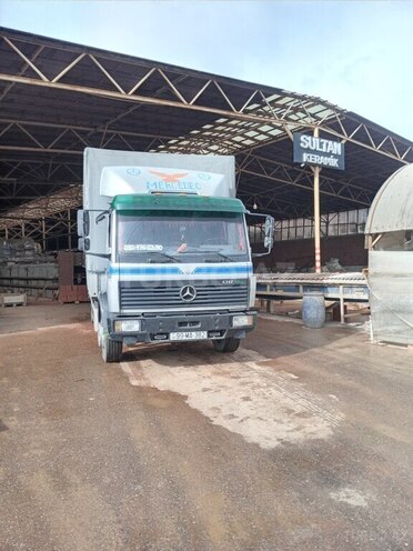 Mercedes  1998, 232,235 km - 4.3 l - Şamaxı