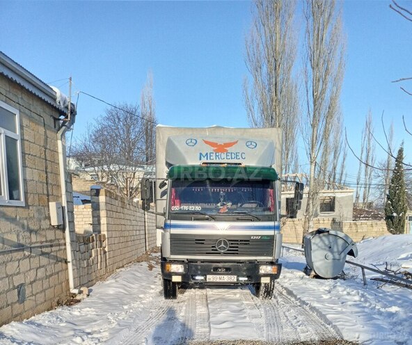 Mercedes  1998, 232,235 km - 4.3 l - Şamaxı