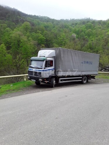 Mercedes  1998, 232,235 km - 4.3 l - Şamaxı