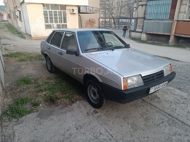 LADA (VAZ) 21099