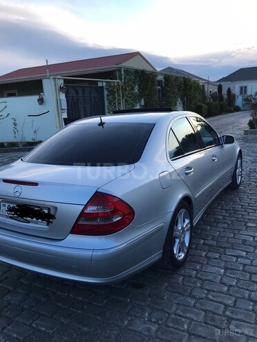 Mercedes E 240 2002, 230,000 km - 2.4 л - Bakı