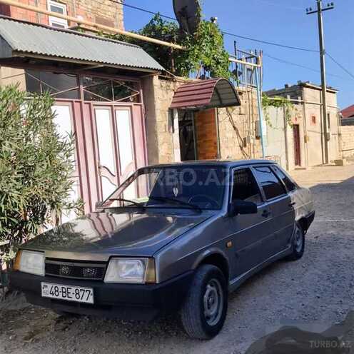 LADA (VAZ) 21099