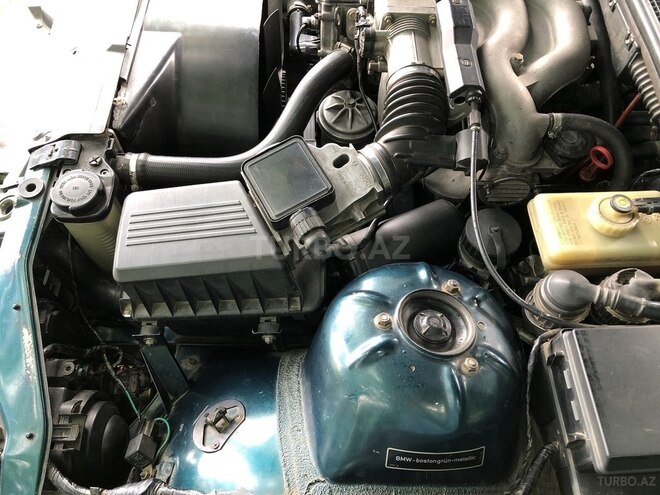 BMW 318 1994, 277,520 km - 1.8 l - Zaqatala