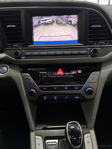 Hyundai Elantra 2018, 89,000 km - 2.0 l - Sumqayıt