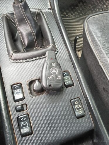 Mercedes E 300 1994, 153,000 km - 3.0 l - Qazax
