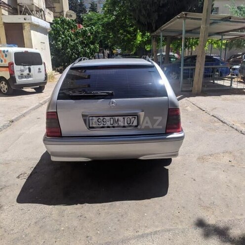 Mercedes C 220 2000, 364,000 km - 2.2 l - Kürdəmir