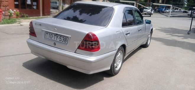 Mercedes C 220 d 1995, 596,368 km - 2.2 л - Qazax