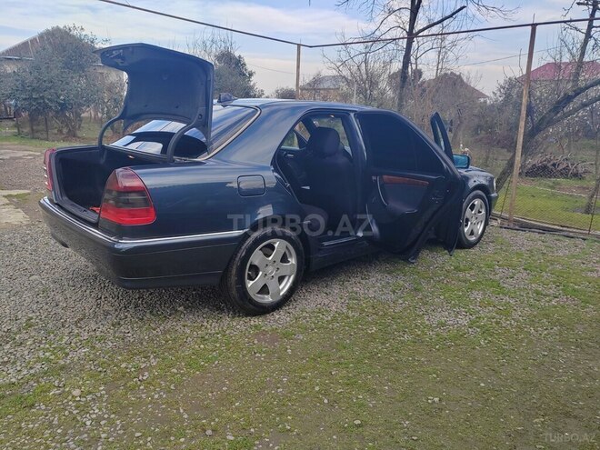 Mercedes C 240 1997, 359,650 km - 2.4 л - Lənkəran