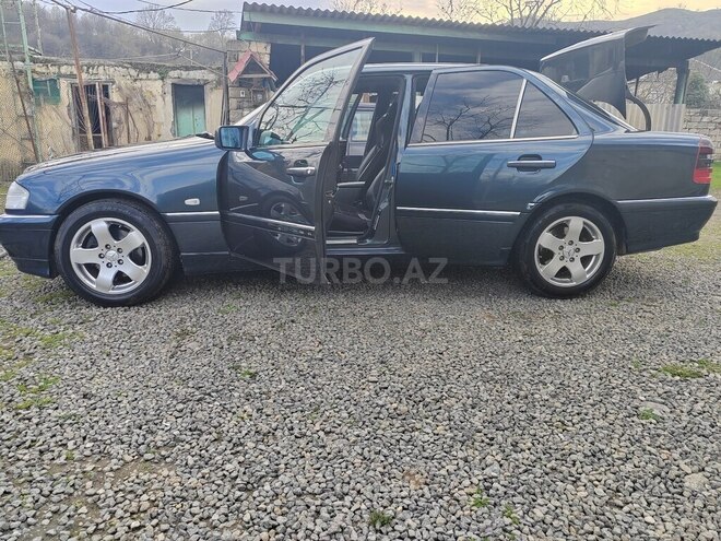 Mercedes C 240 1997, 359,650 km - 2.4 л - Lənkəran