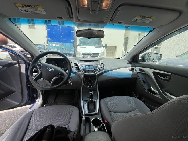 Hyundai Elantra 2015, 124,000 km - 1.8 l - Bakı