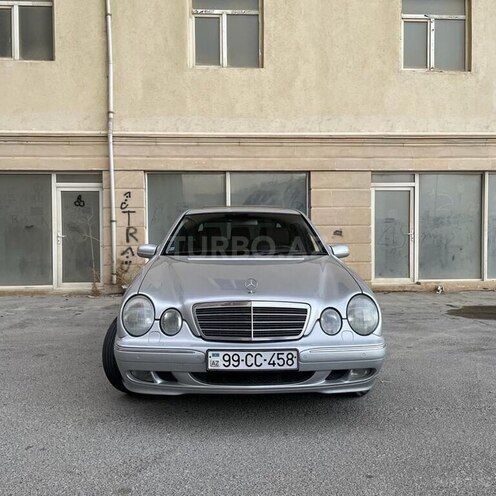 Mercedes E 270 2000, 296,590 km - 2.7 l - Bakı