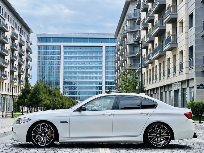 BMW 528 2015, 74,000 km - 2.0 l - Bakı