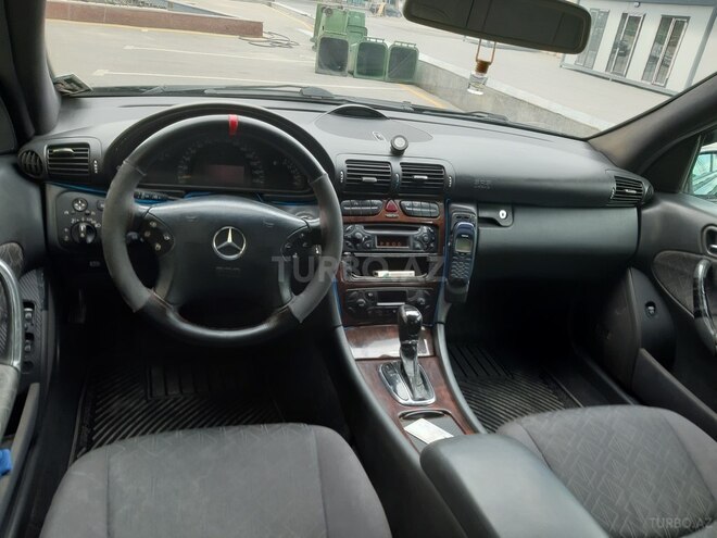 Mercedes C 240 2001, 232,000 km - 2.4 l - Bakı