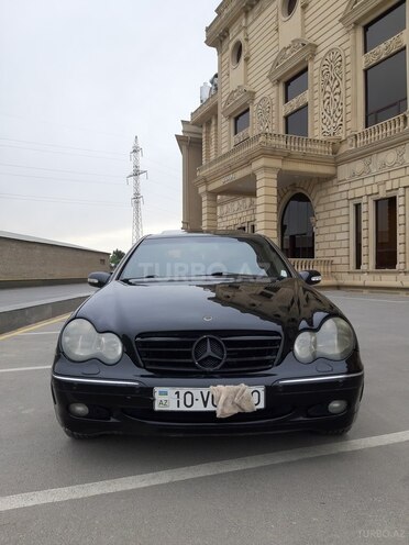 Mercedes C 240 2001, 232,000 km - 2.4 l - Bakı