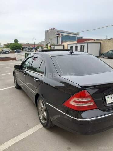 Mercedes C 240 2001, 232,000 km - 2.4 l - Bakı
