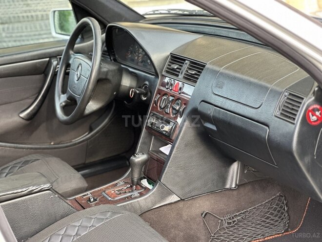 Mercedes C 220 d 2000, 285,000 km - 2.2 l - Bakı