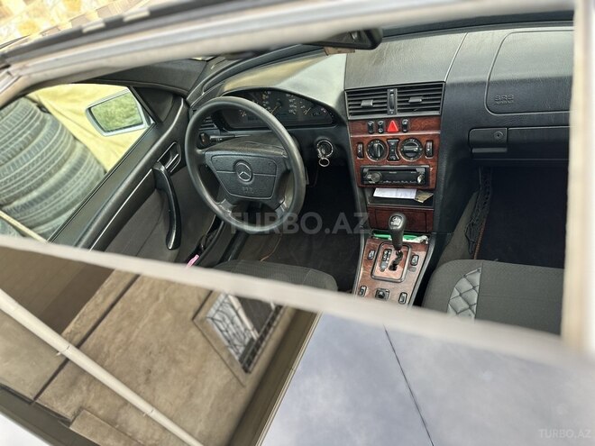 Mercedes C 220 d 2000, 285,000 km - 2.2 l - Bakı