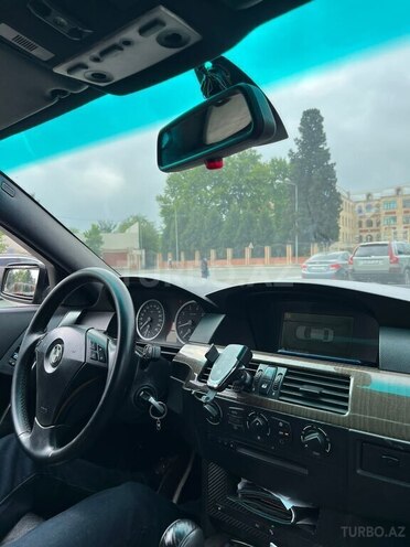 BMW 525 2005, 272,000 km - 2.5 l - Gəncə