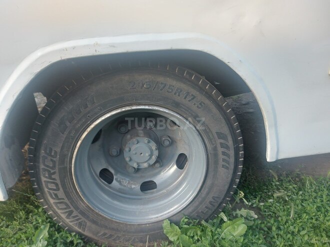 Isuzu Ecobus 2012, 190,000 km - 4.6 l - Qusar