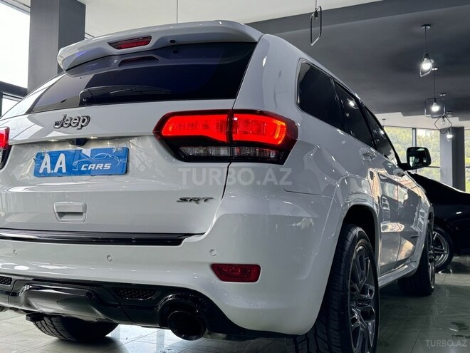 Jeep Grand Cherokee 2014, 97,000 km - 6.4 л - Bakı
