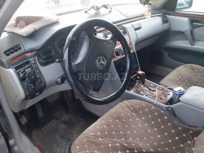 Mercedes E 200 1999, 443,000 km - 2.0 l - Bakı