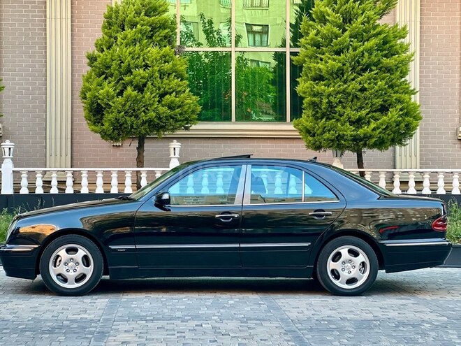 Mercedes E 220 d 2000, 325,000 km - 2.2 л - Bakı