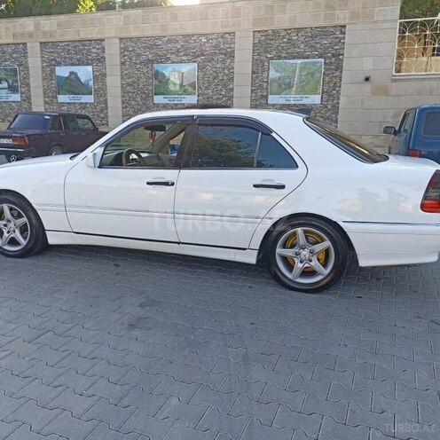Mercedes C 230 1998, 287,000 km - 2.3 л - Qəbələ
