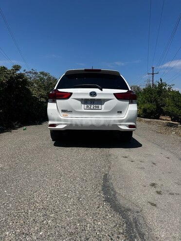 Toyota Corolla Fielder 2018, 65,873 km - 1.5 l - Bakı