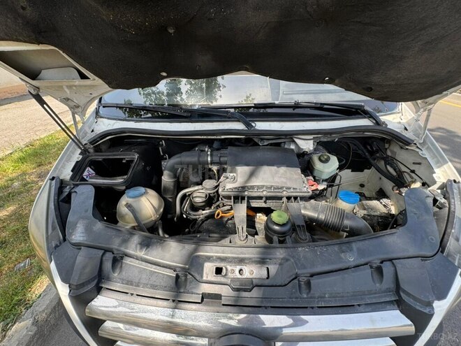 Volkswagen Crafter 2008, 111,000 km - 2.5 l - Göygöl