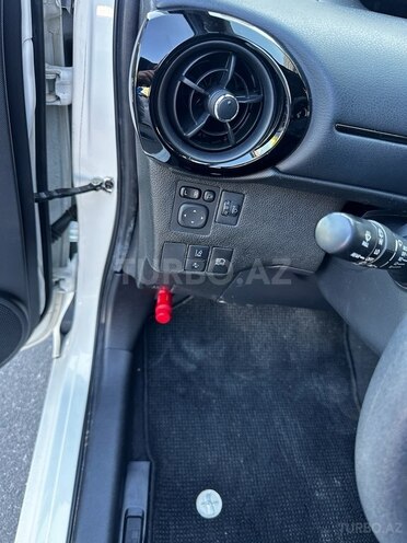 Toyota Prius C 2017, 78,000 km - 1.5 l - Bakı