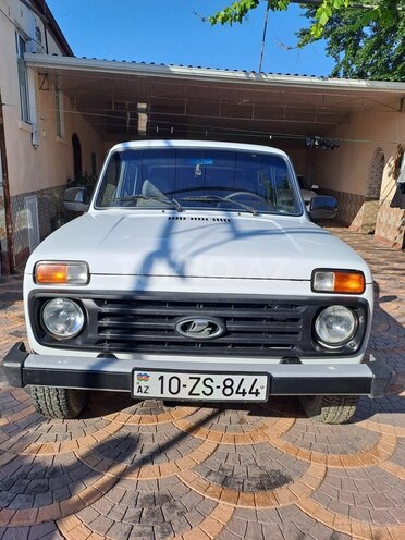 LADA (VAZ) Niva 2007, 190,000 km - 1.7 l - Şabran