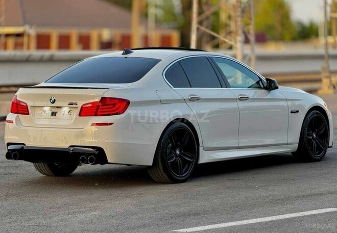 BMW 528 2012, 210,000 km - 2.0 l - Gəncə