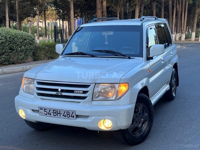 Mitsubishi Pajero io 2002, 276,543 km - 2.0 l - Bakı