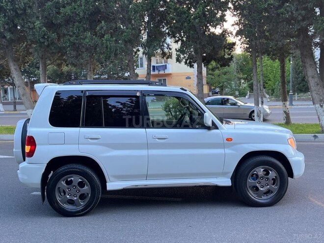 Mitsubishi Pajero io 2002, 276,543 km - 2.0 l - Bakı