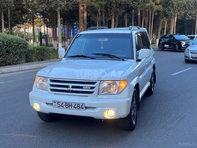 Mitsubishi Pajero io 2002, 276,543 km - 2.0 l - Bakı