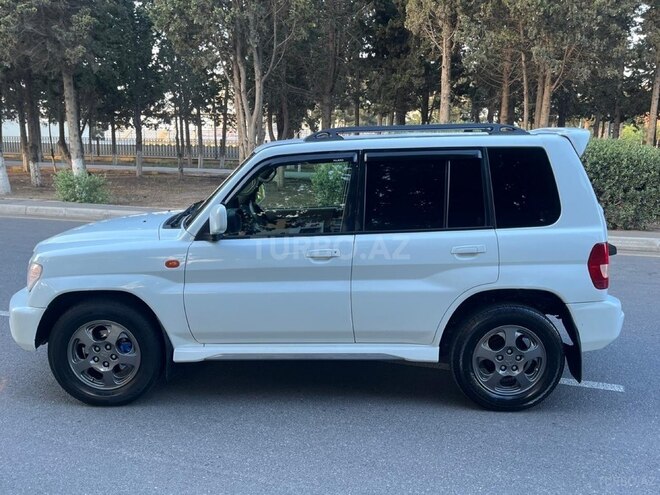 Mitsubishi Pajero io 2002, 276,543 km - 2.0 l - Bakı