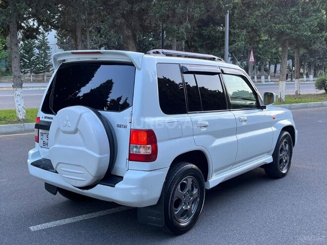 Mitsubishi Pajero io 2002, 276,543 km - 2.0 l - Bakı