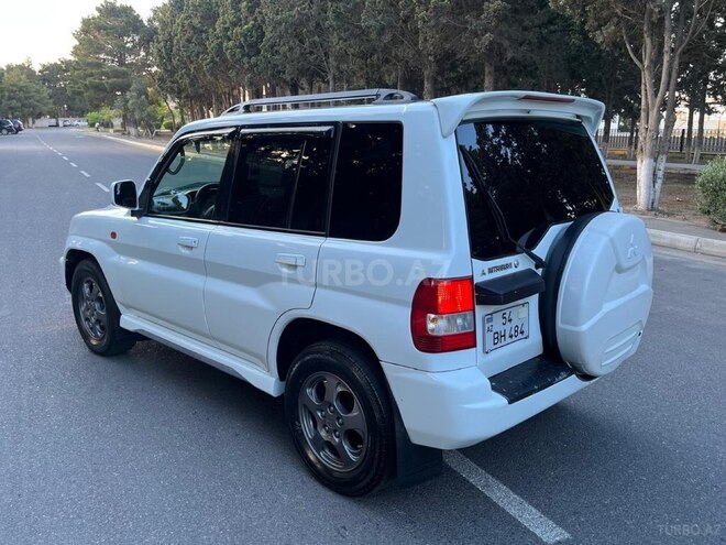 Mitsubishi Pajero io 2002, 276,543 km - 2.0 l - Bakı