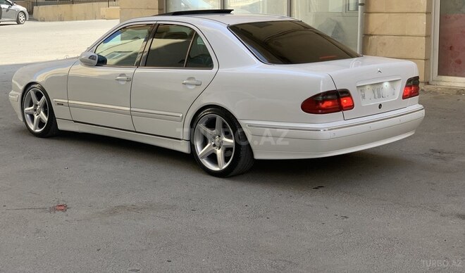 Mercedes E 320 2000, 134,628 km - 3.2 л - Bakı