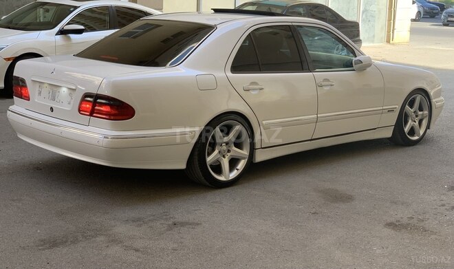 Mercedes E 320 2000, 134,628 km - 3.2 л - Bakı