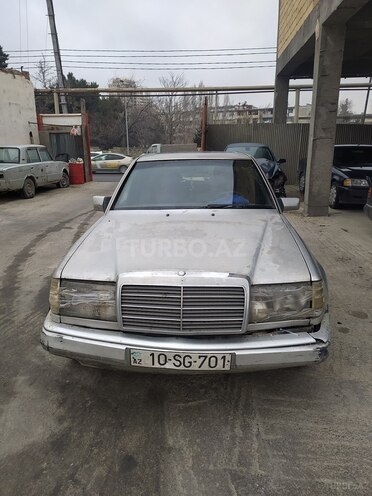 Mercedes E 250 1992, 250,000 km - 2.5 л - Bakı