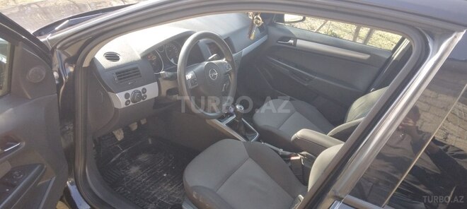 Opel Astra 2005, 222,000 km - 1.4 l - Ucar