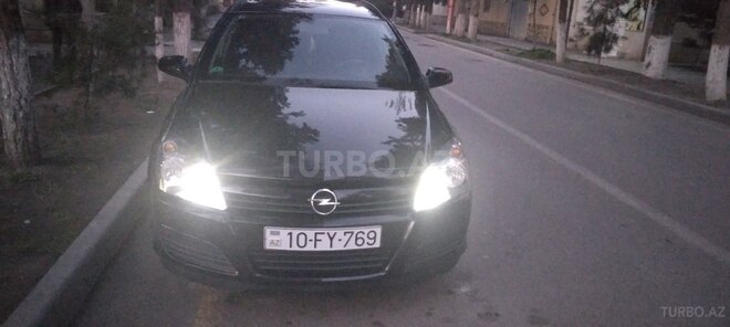 Opel Astra 2005, 222,000 km - 1.4 l - Ucar